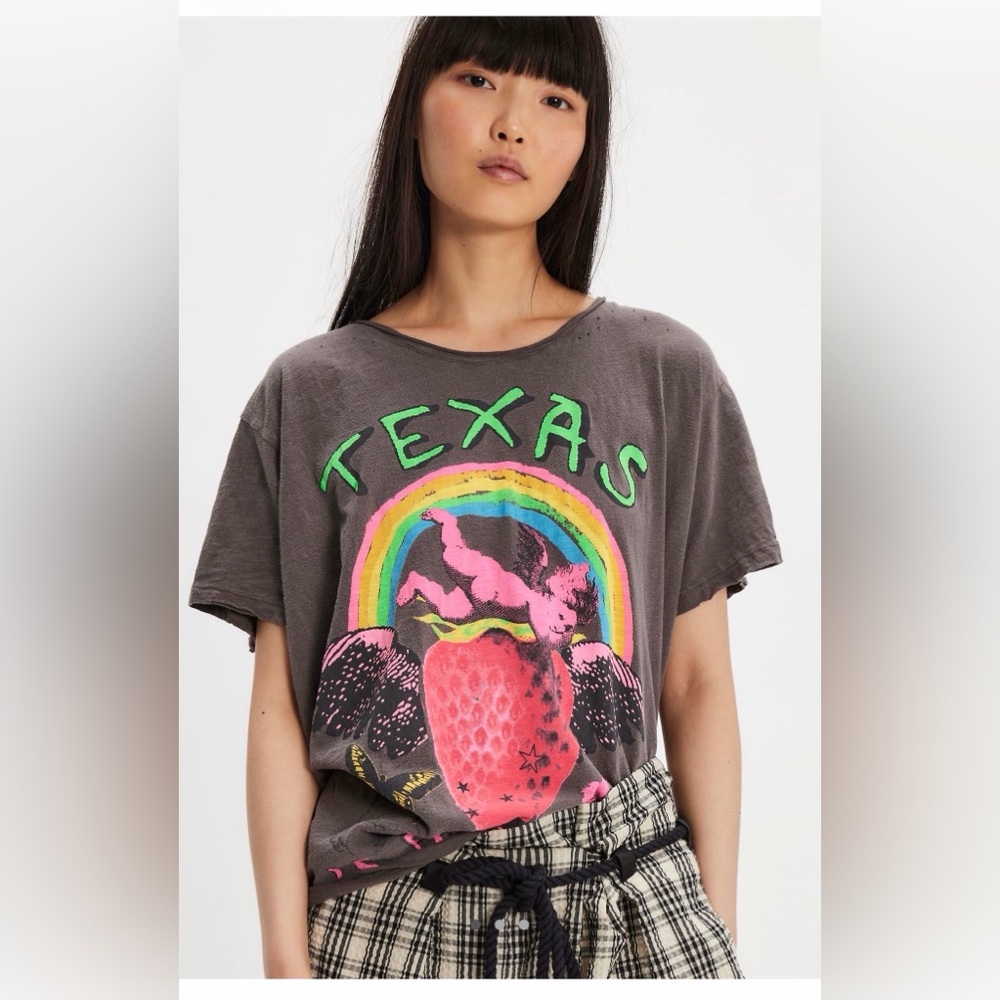 Magnolia Pearl Texas Is For Lovers Tee